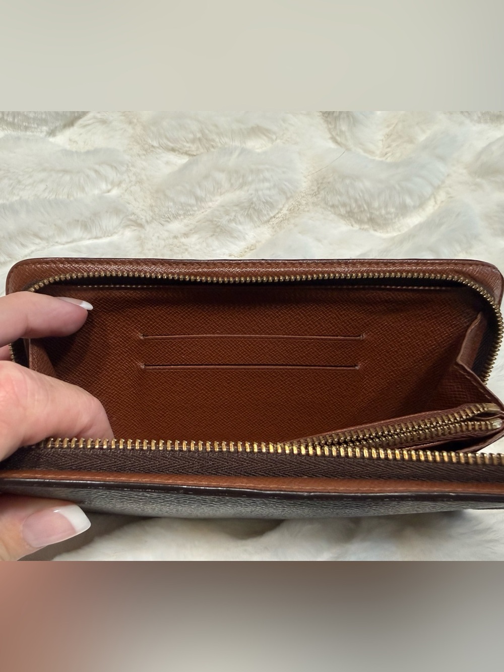 Louis Vuitton Brown Monogram Zip Around Wallet with Gold Hardware - Picture 7 of 8
